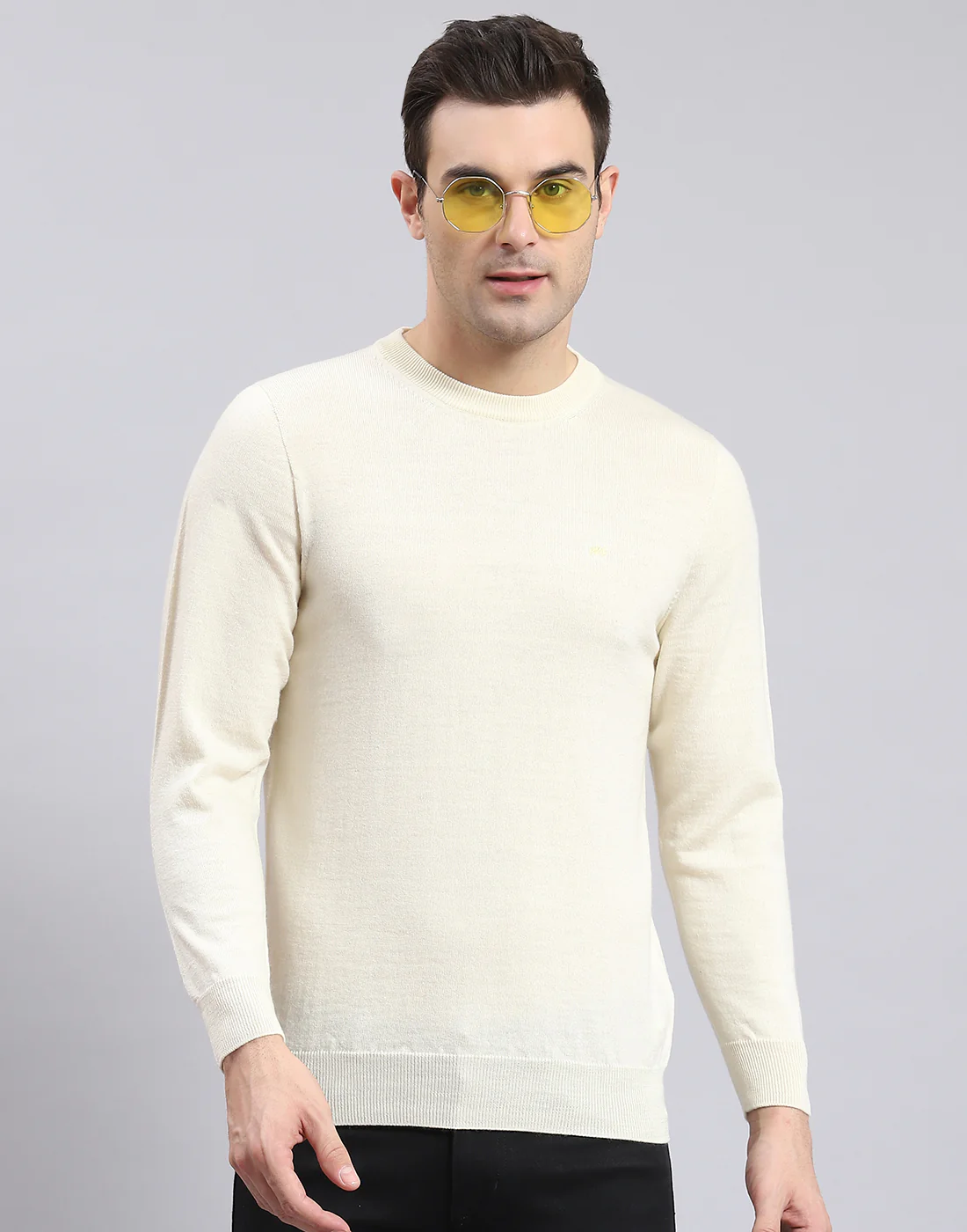Men Off White Solid Round Neck Full Sleeve Pullover - Image 2