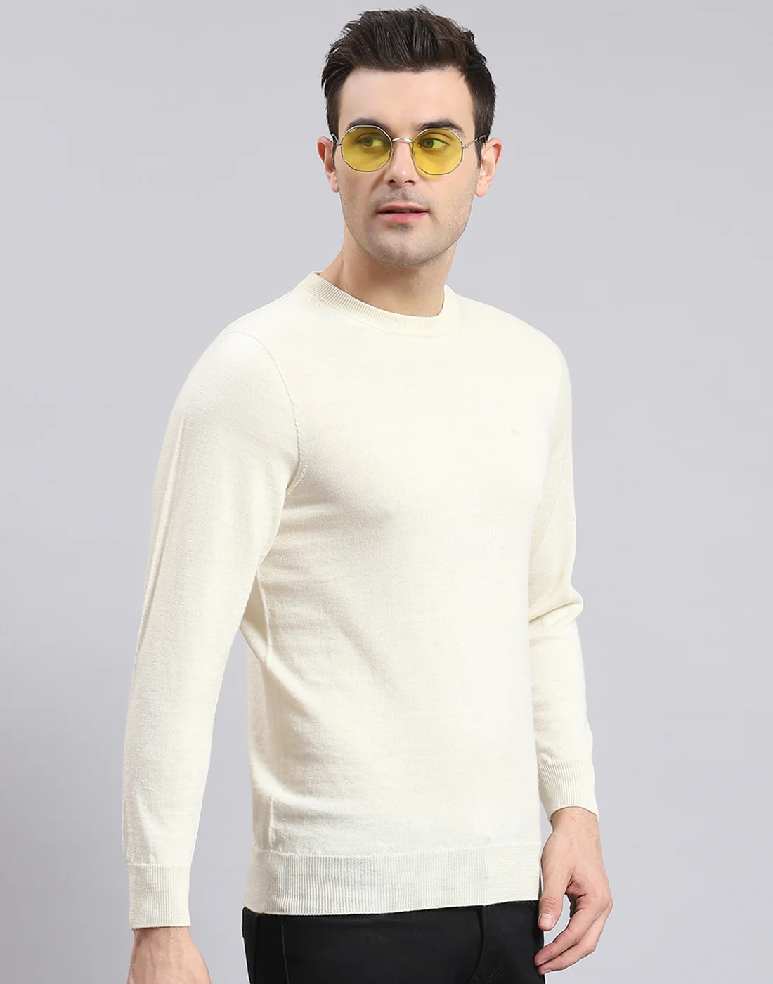 Men Off White Solid Round Neck Full Sleeve Sweater - Image 4