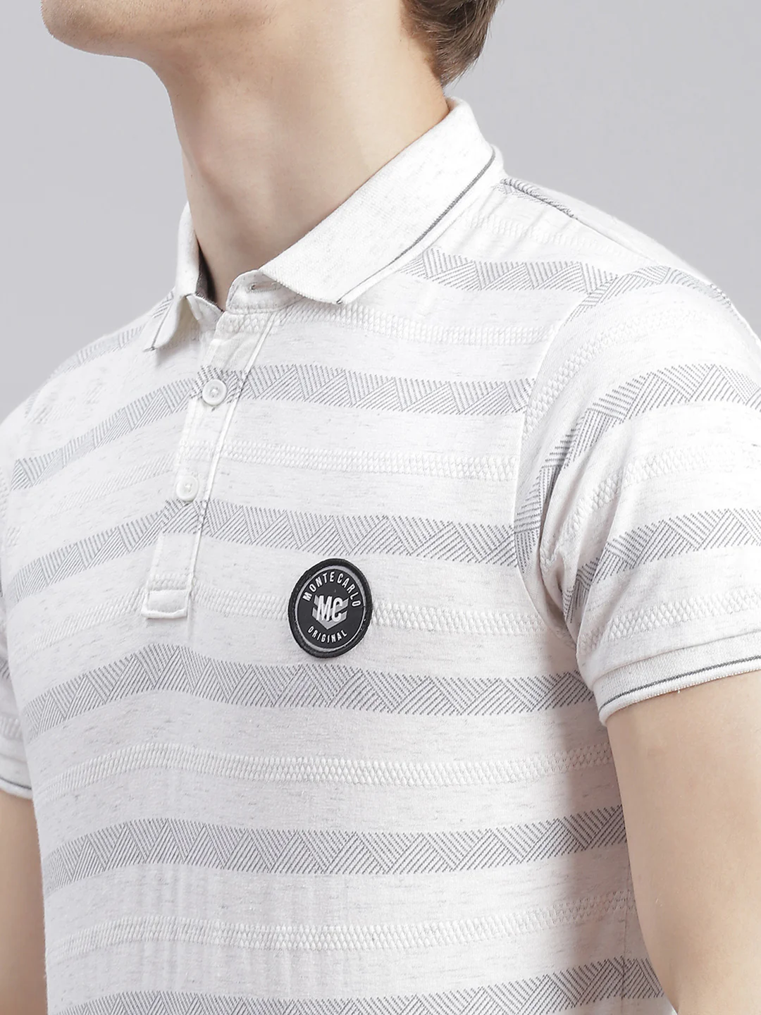 Men Off White Stripe Collar Half Sleeve T-Shirts - Image 6
