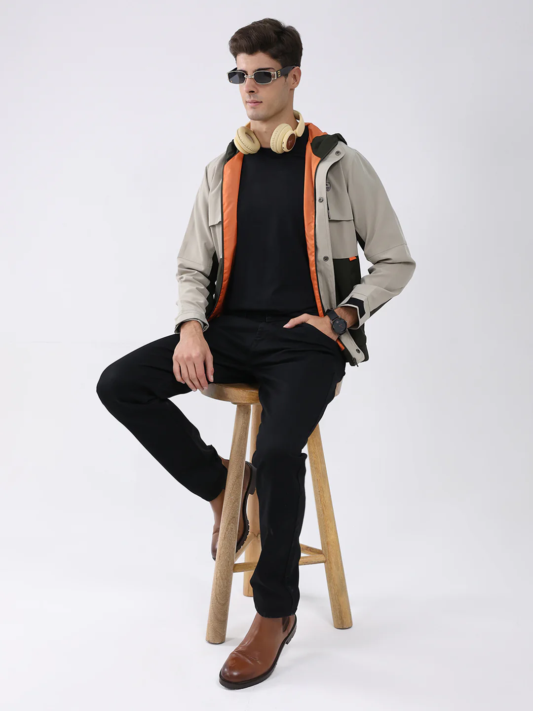 Men Olive Colourblocked Hooded Full Sleeve Jacket - Image 2