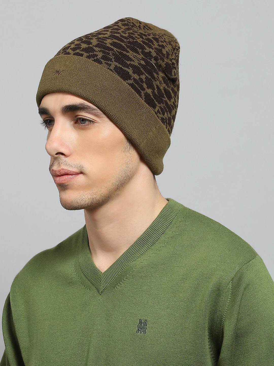 Men Olive Self Design Cap - Image 3