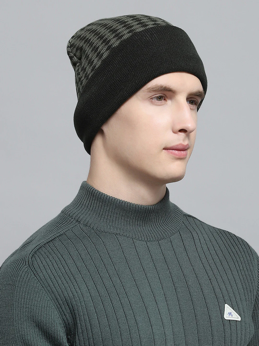 Men Olive Self Design Cap - Image 4