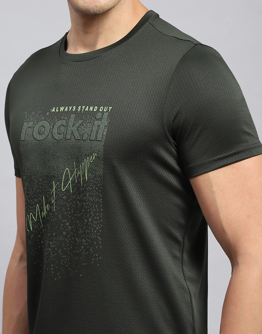 Rock.it Men Olive Self Design Round Neck Half Sleeve T-Shirt - Image 6