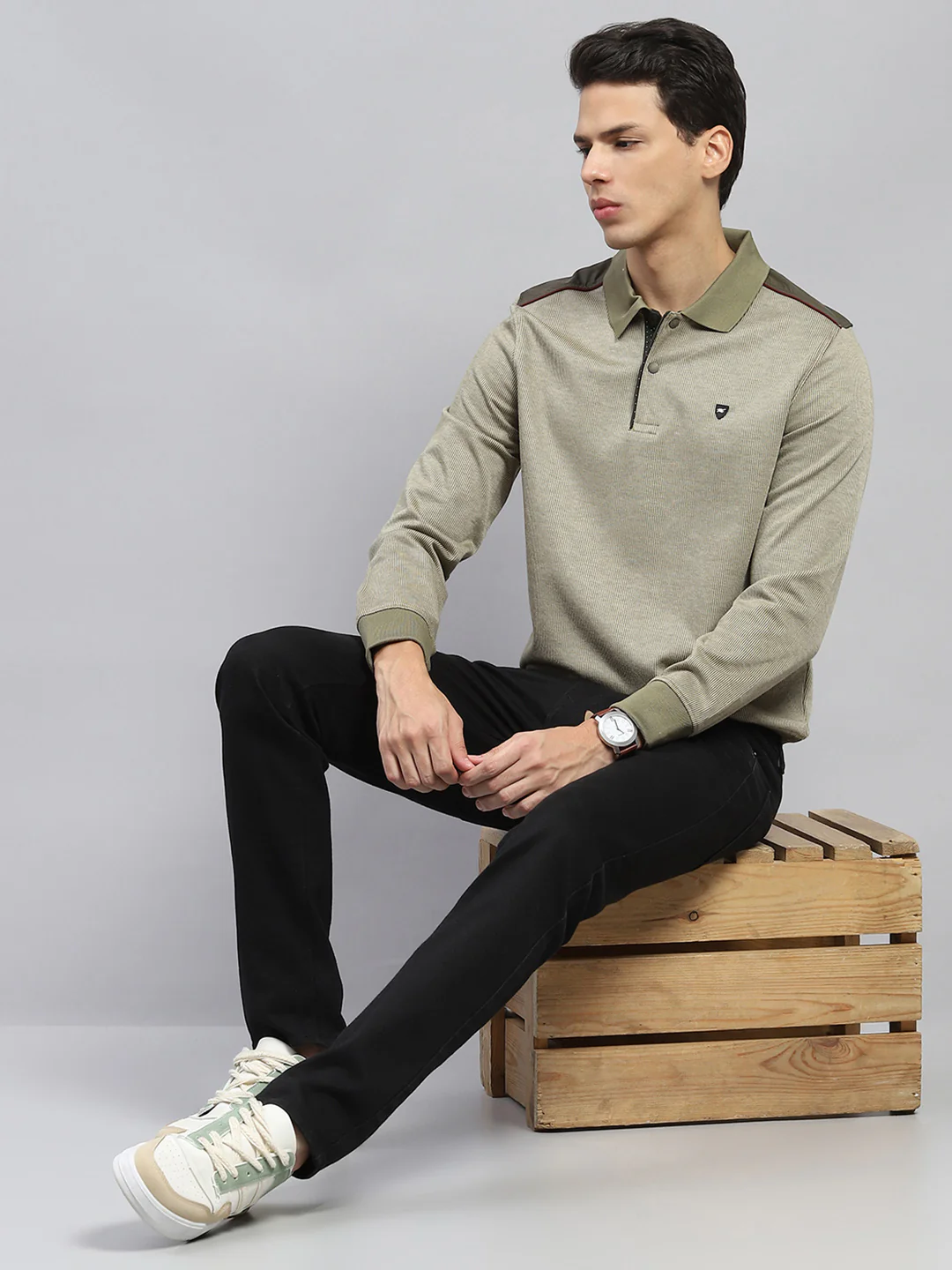 Luxuria Men Olive Solid Collar Full Sleeve Winter T-Shirt - Image 2