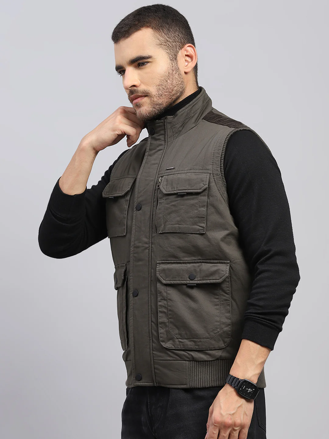Men Olive Solid Collar Sleeveless Jacket - Image 3