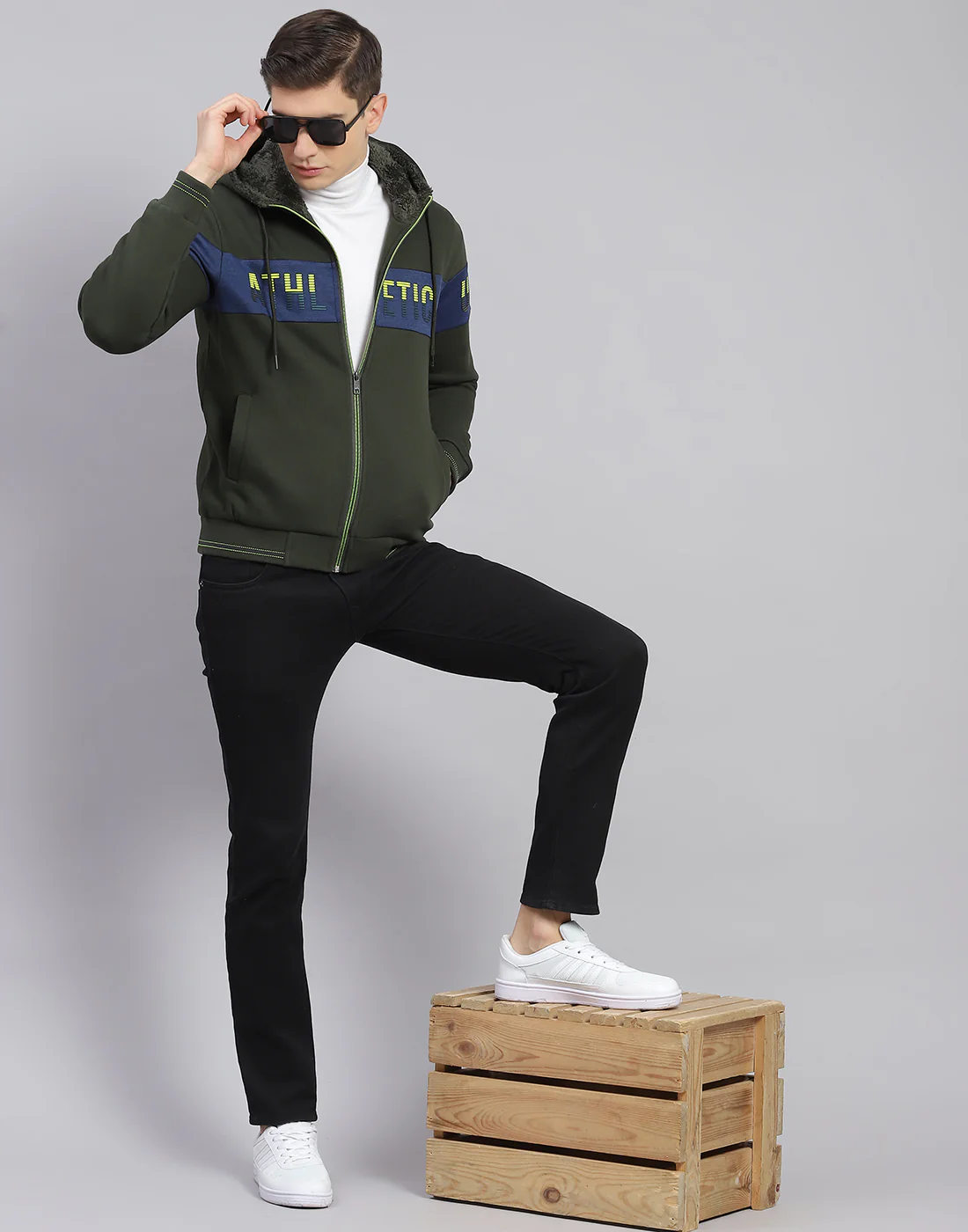 Men Olive Solid Hooded Full Sleeve Sweatshirt - Image 7