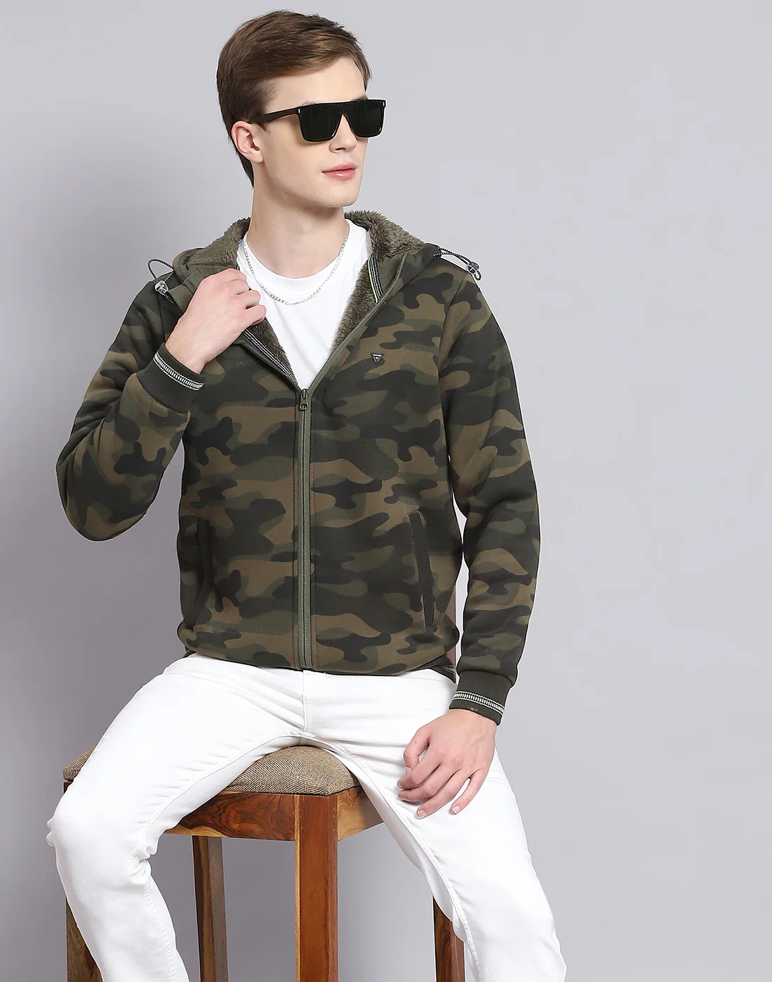 Men Olive Solid Hooded Full Sleeve Sweatshirt - Image 6