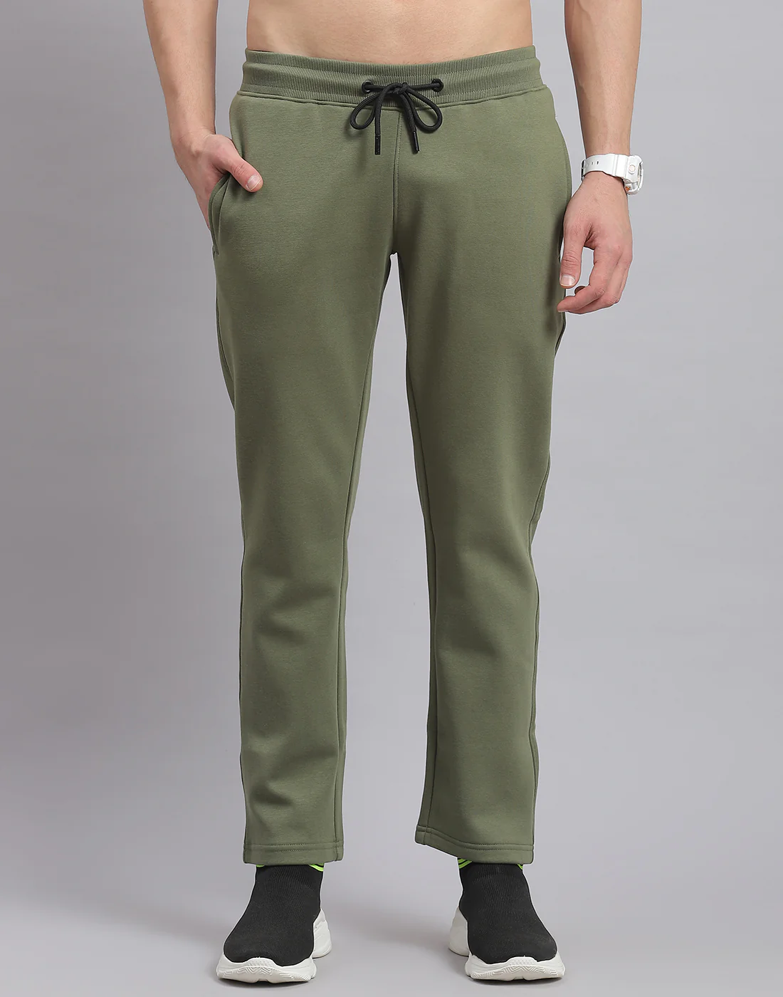 Rock.it Men Olive Solid Hooded Full Sleeve Tracksuit - Image 6