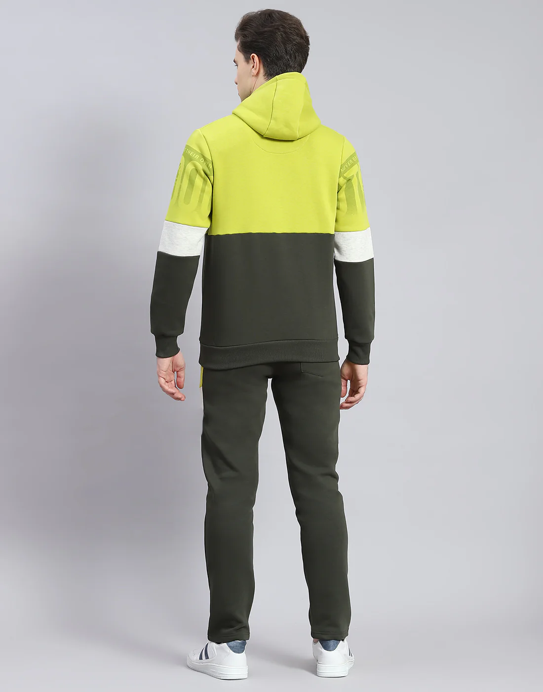 Men Olive Solid Hooded Full Sleeve Tracksuit - Image 5