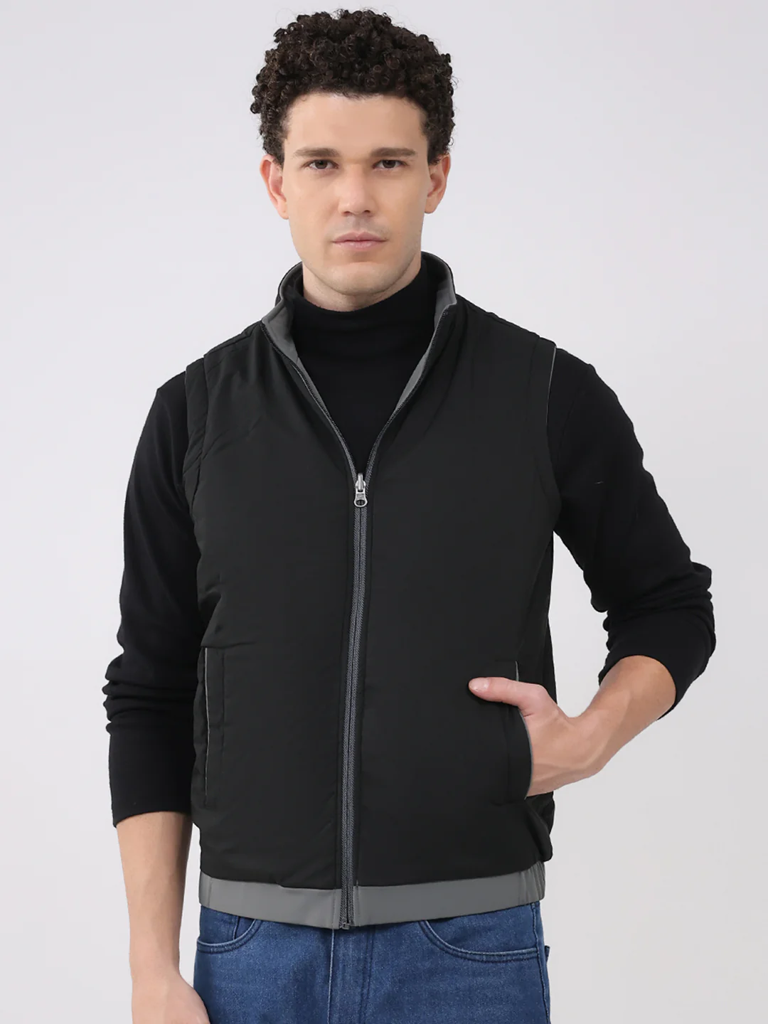 Men Olive Solid Hooded Sleeveless Reversible Jacket - Image 8