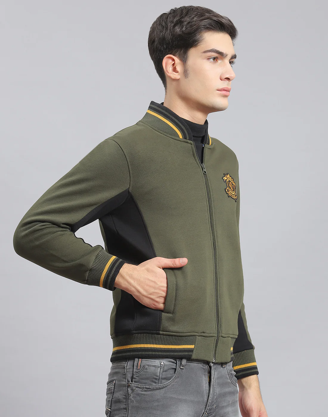 Men Olive Solid Mandarin Collar Full Sleeve Sweatshirt - Image 4