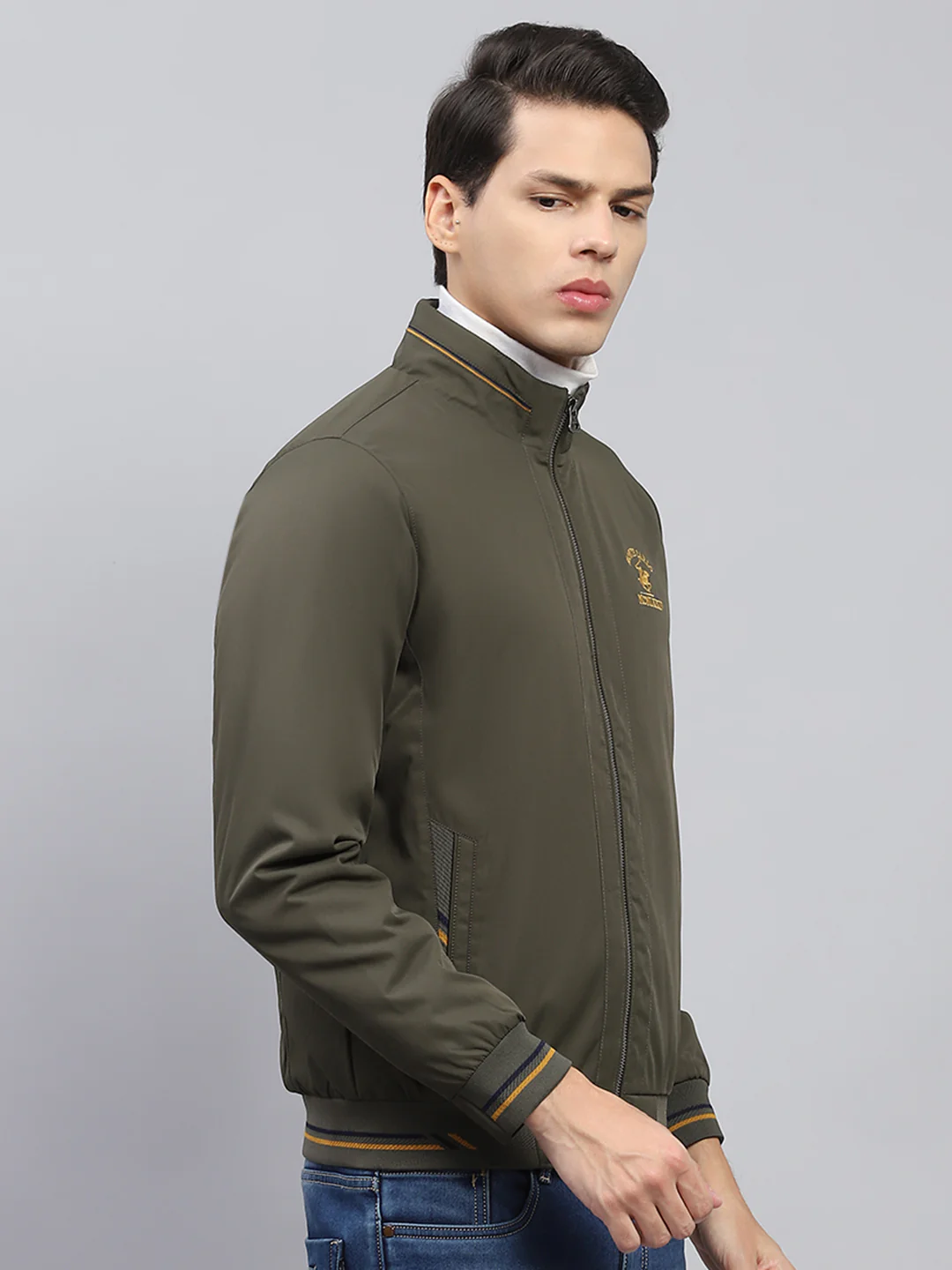 Men Olive Solid Mock Neck Full Sleeve Jacket - Image 4