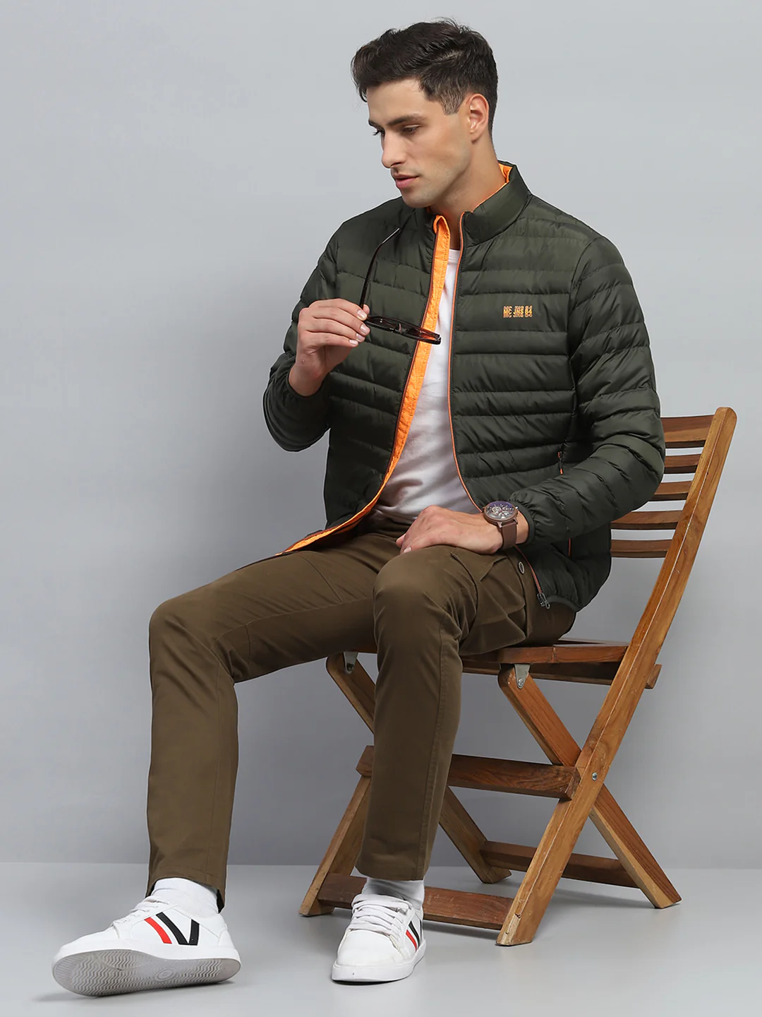 Men Olive Solid Mock Neck Full Sleeve Jacket - Image 2