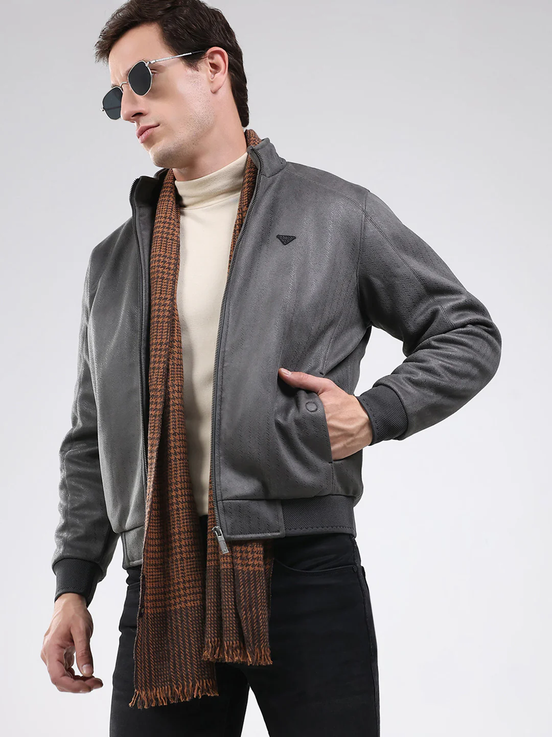 Men Olive Solid Mock Neck Full Sleeve Jacket - Image 6