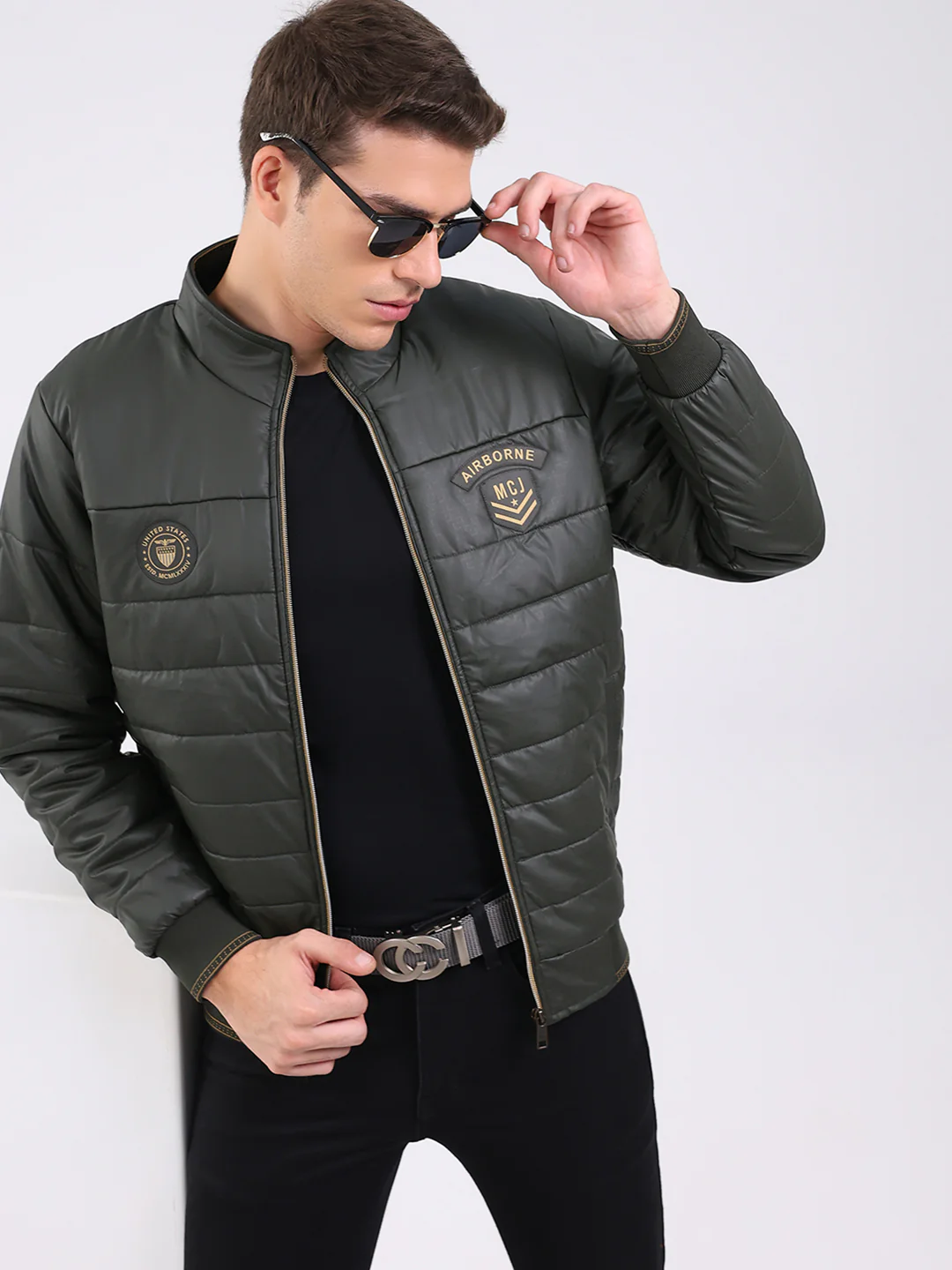 Men Olive Solid Mock Neck Full Sleeve Jacket - Image 6