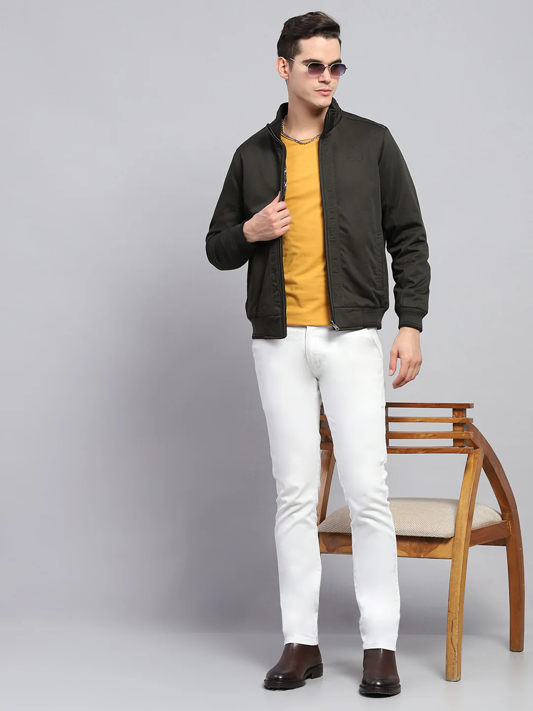 Men Olive Solid Mock Neck Full Sleeve Reversible Jacket - Image 2