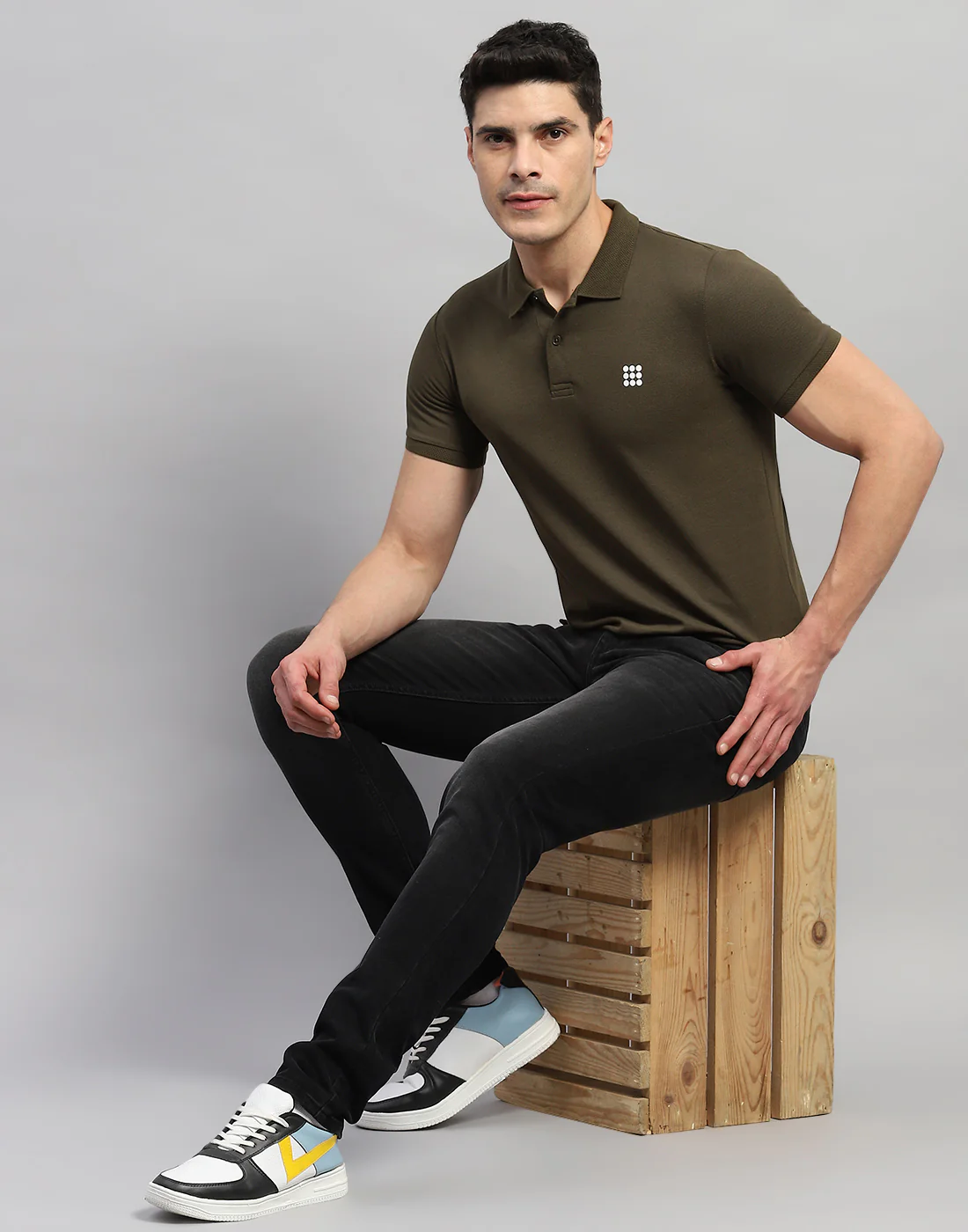 Rock.it Men Olive Solid Polo Collar Half Sleeve T-Shirt - Image 2