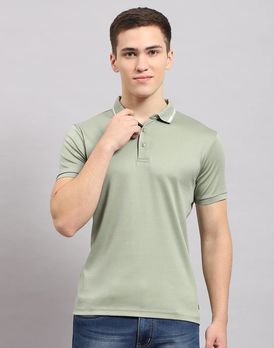 Men Olive Solid Polo Collar Half Sleeve T-Shirt - Image 2