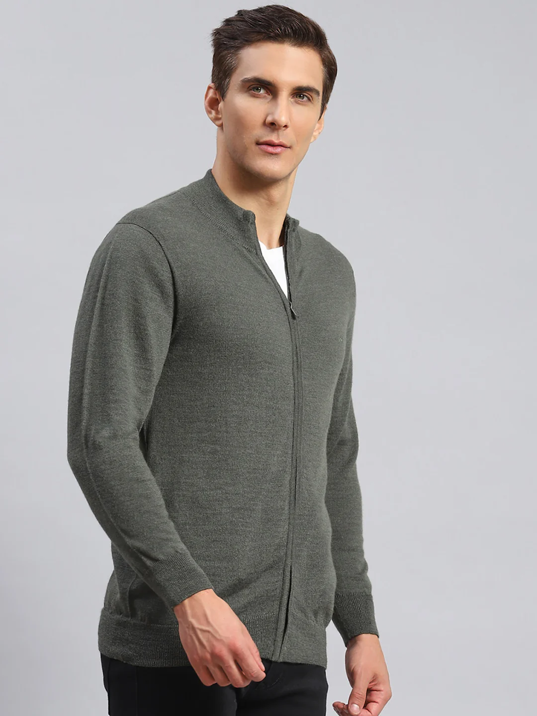Men Olive Solid Pure wool Pullover - Image 3