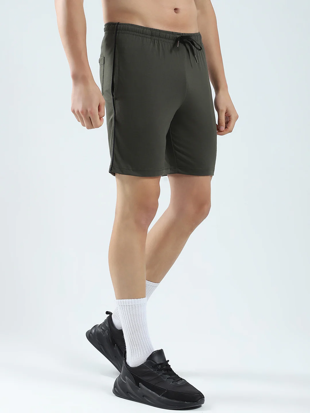 Men Olive Solid Regular Fit Bermuda - Image 4