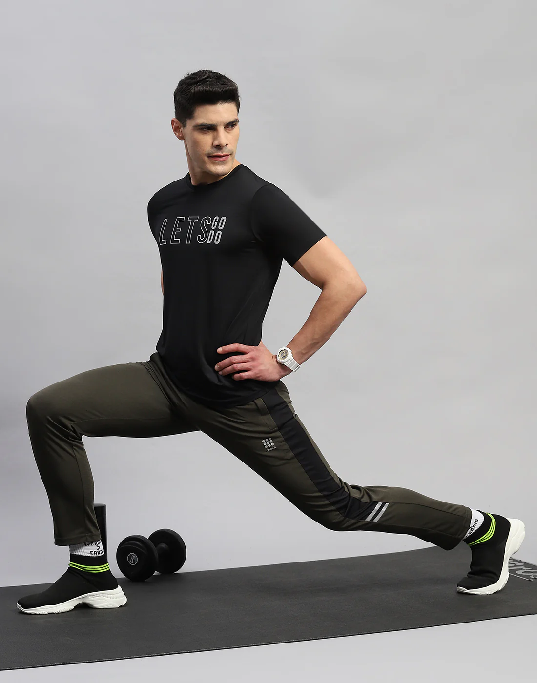 Rock.it Men Olive Solid Regular Fit Lower - Image 2