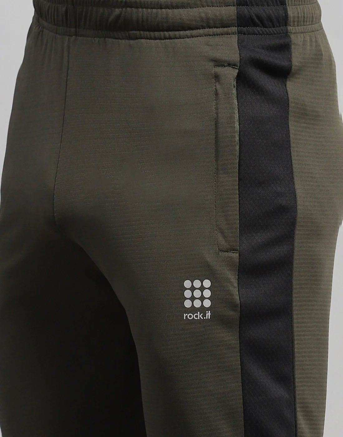 Rock.it Men Olive Solid Regular Fit Lower - Image 6