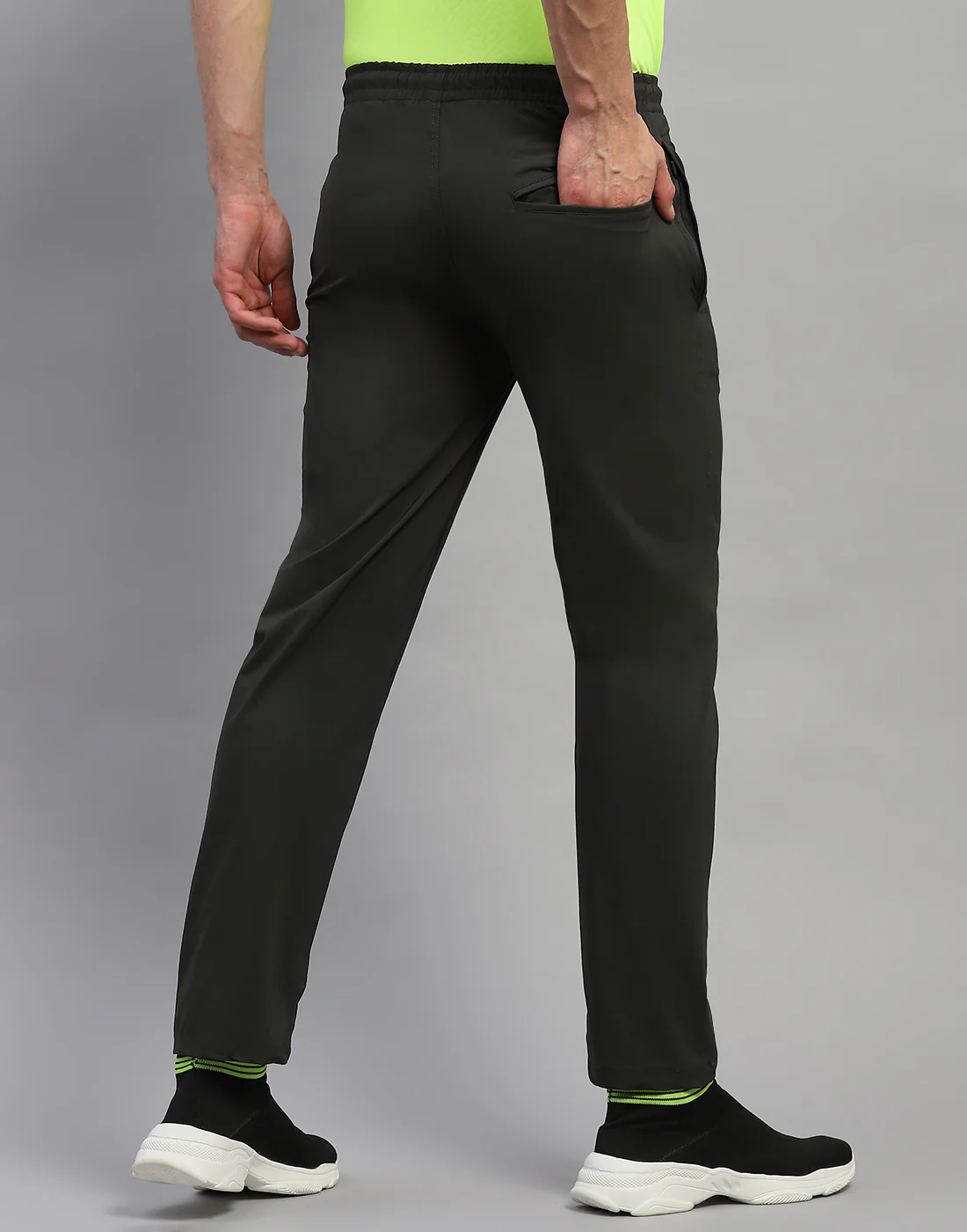 Rock.it Men Olive Solid Regular Fit Lower - Image 5