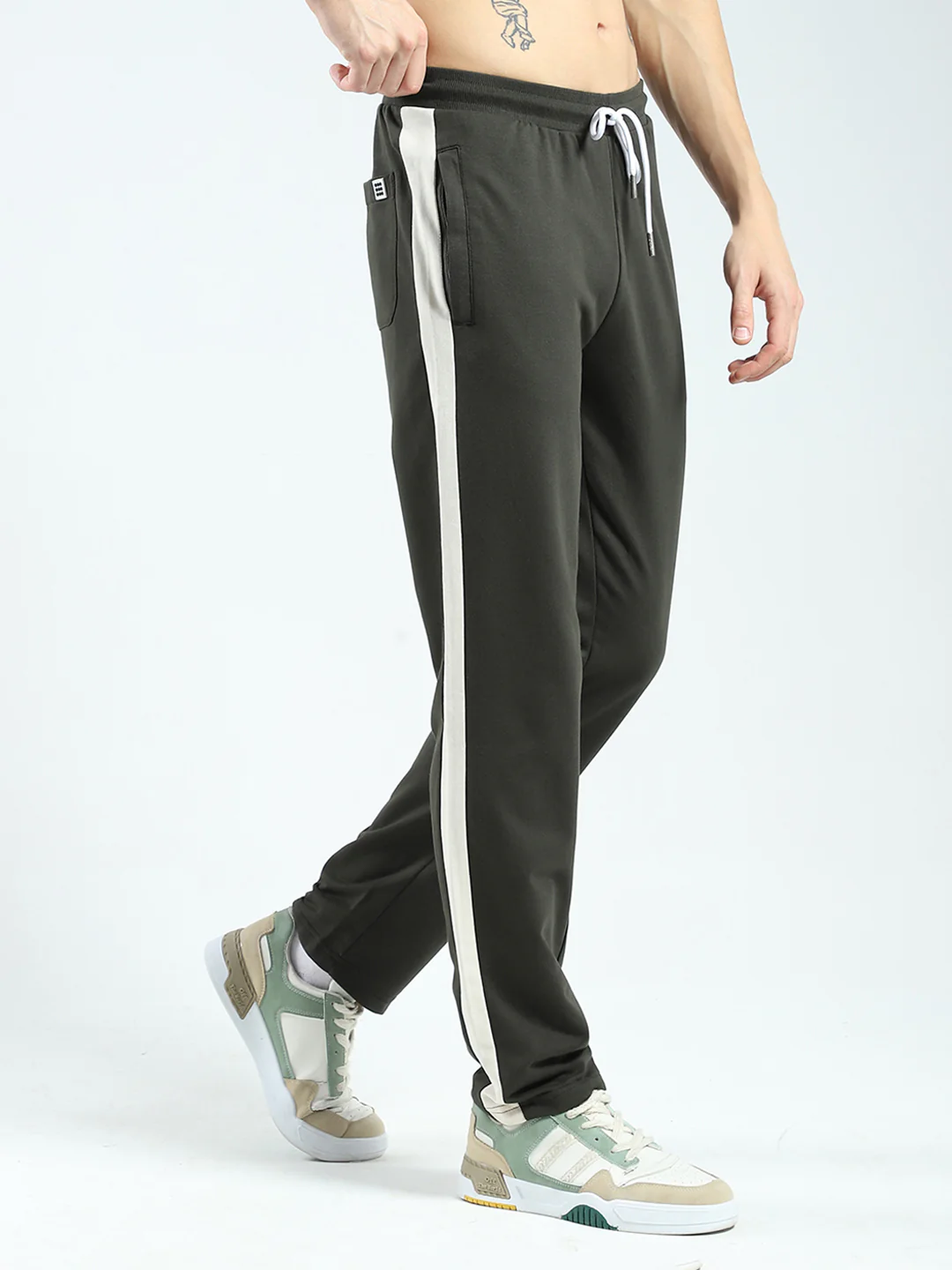 Rock.it Men Olive Solid Regular Fit Lower - Image 4