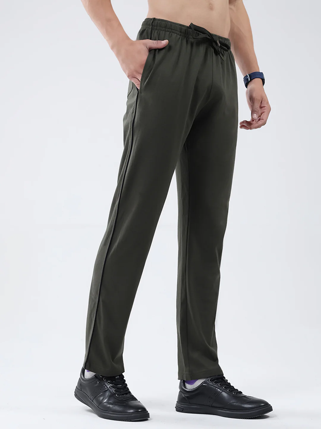 Men Olive Solid Regular Fit Lower - Image 4