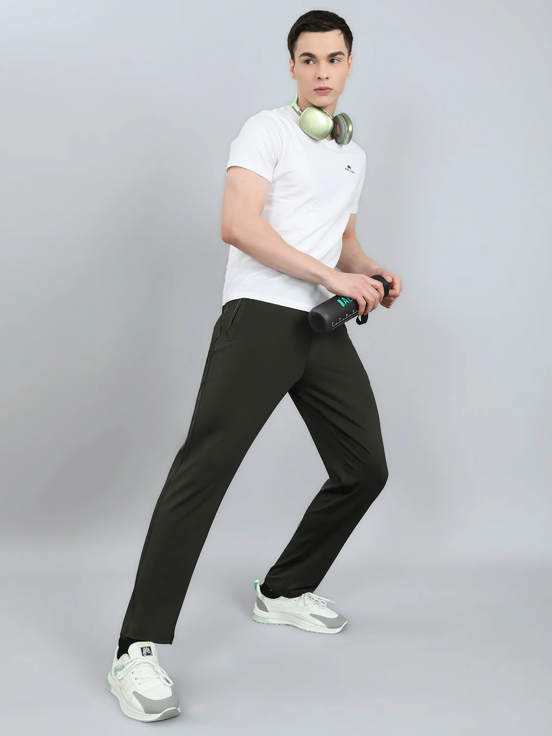 Men Olive Solid Regular Fit Lower - Image 6