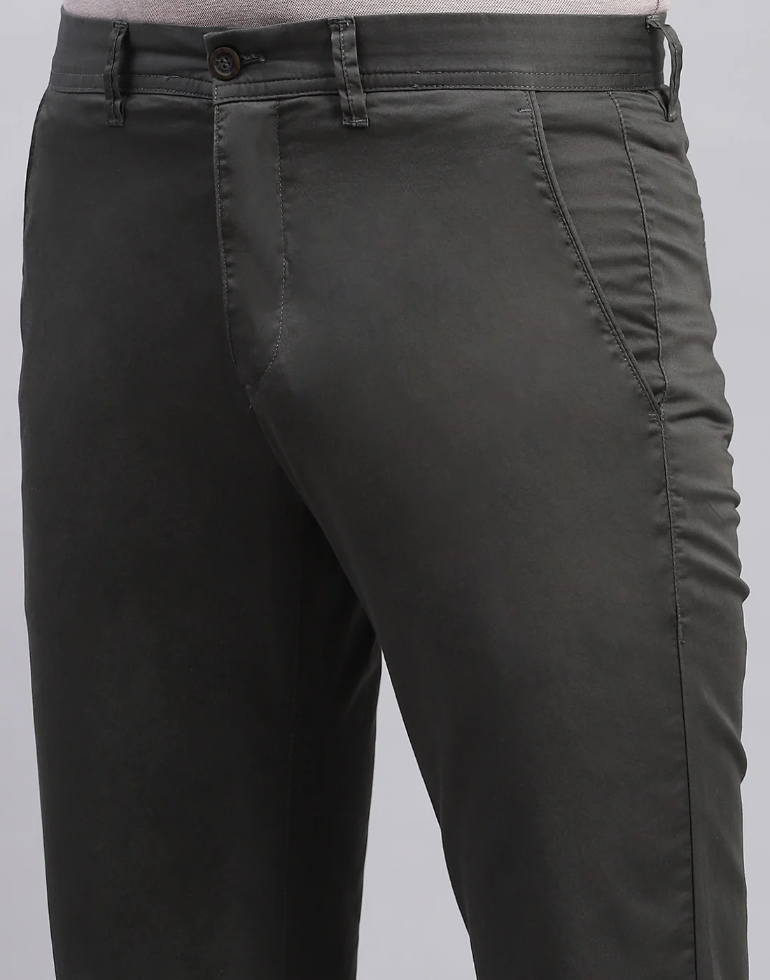 Men Olive Solid Regular Fit Trouser - Image 6