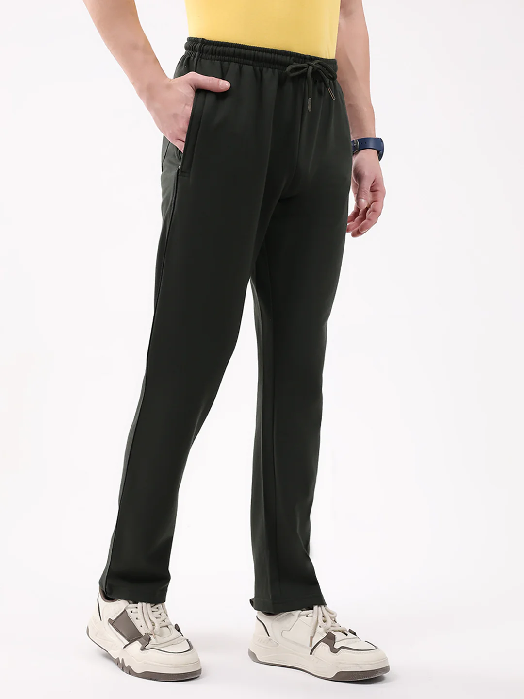 Men Olive Solid Regular Fit Winter Lower - Image 4