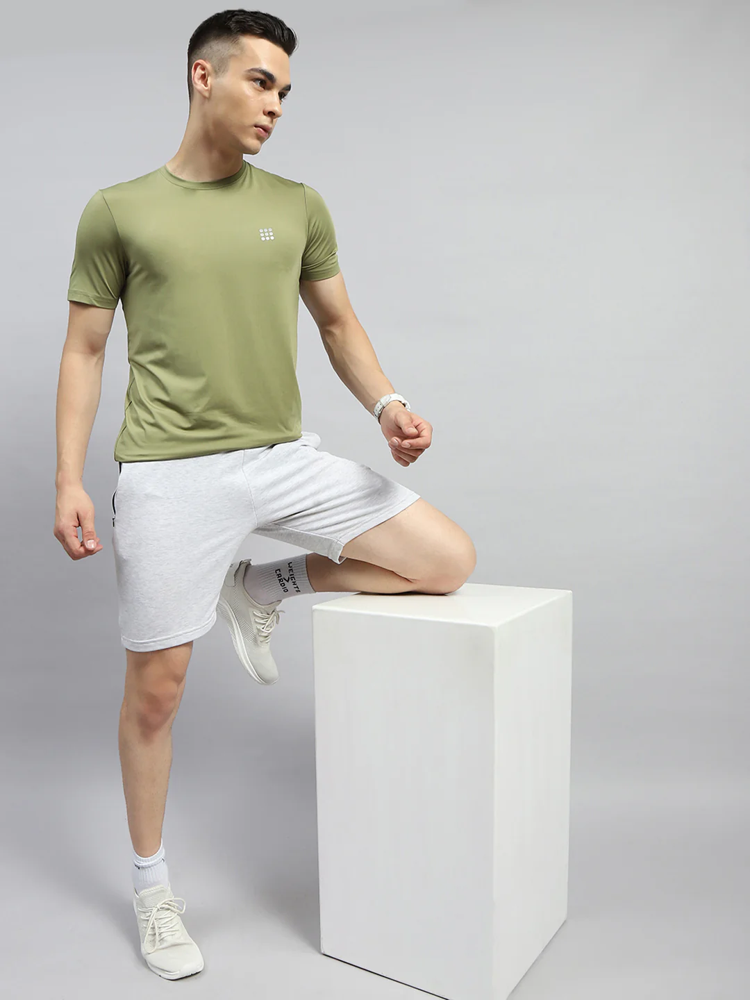 Rock.it Men Olive Solid Round Neck Half Sleeve T-Shirt - Image 2
