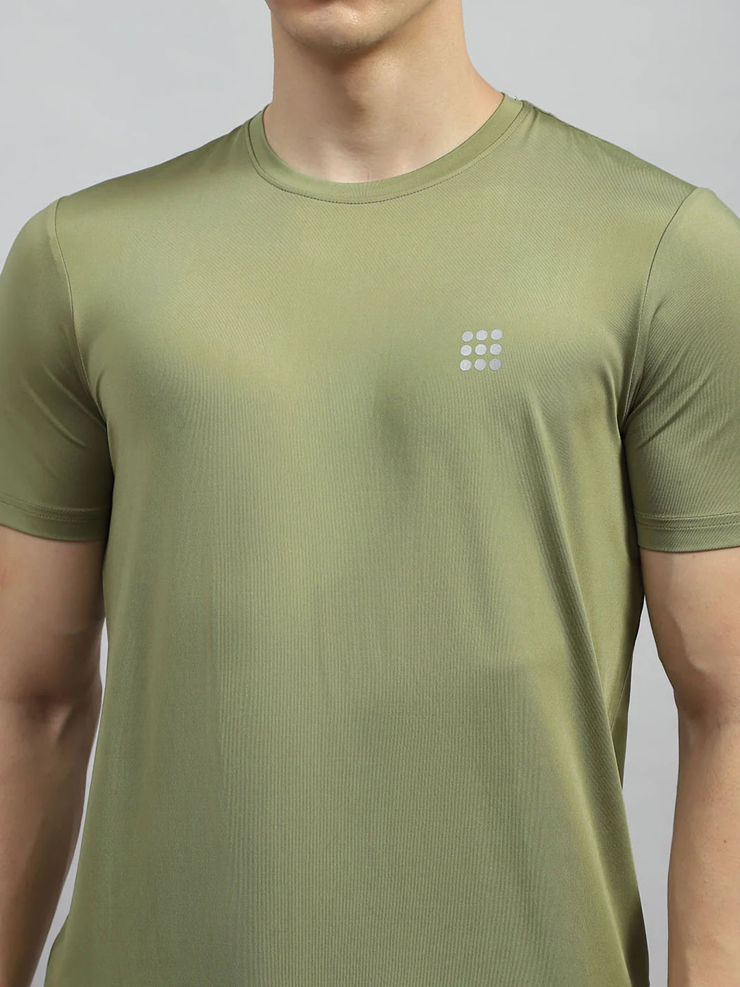 Rock.it Men Olive Solid Round Neck Half Sleeve T-Shirt - Image 7