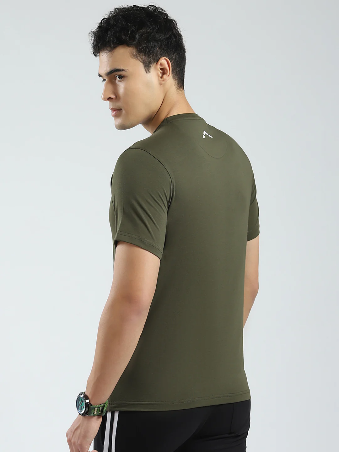 Rock.it Men Olive Solid Round Neck Half Sleeve T-Shirt - Image 5