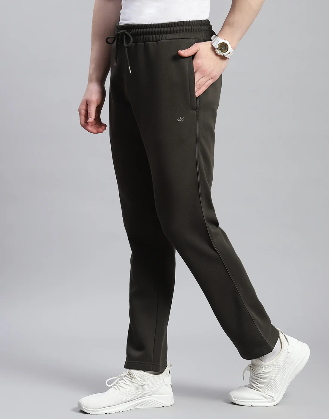 Men Olive Solid Stand Collar Full Sleeve Tracksuit - Image 8
