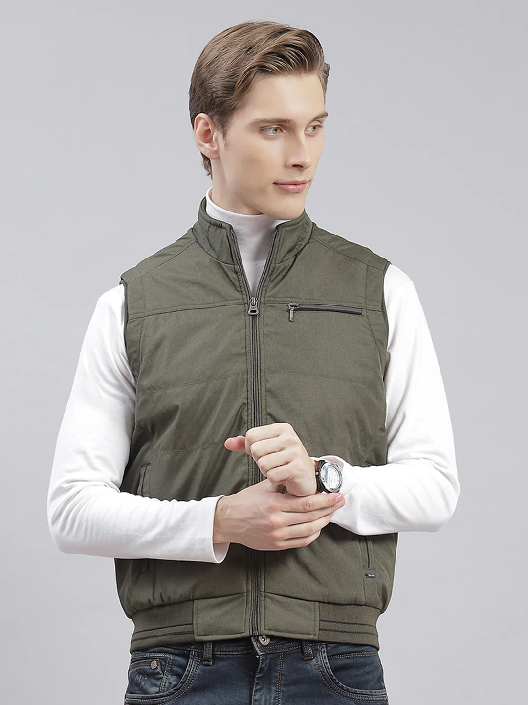 Men Olive Solid Stand Collar Sleeveless Jackets - Image 2