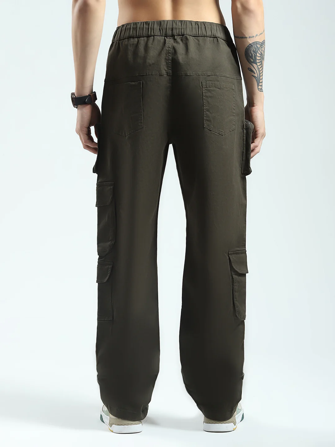 Rock.it Men Olive Solid Straight Fit Cargo - Image 5