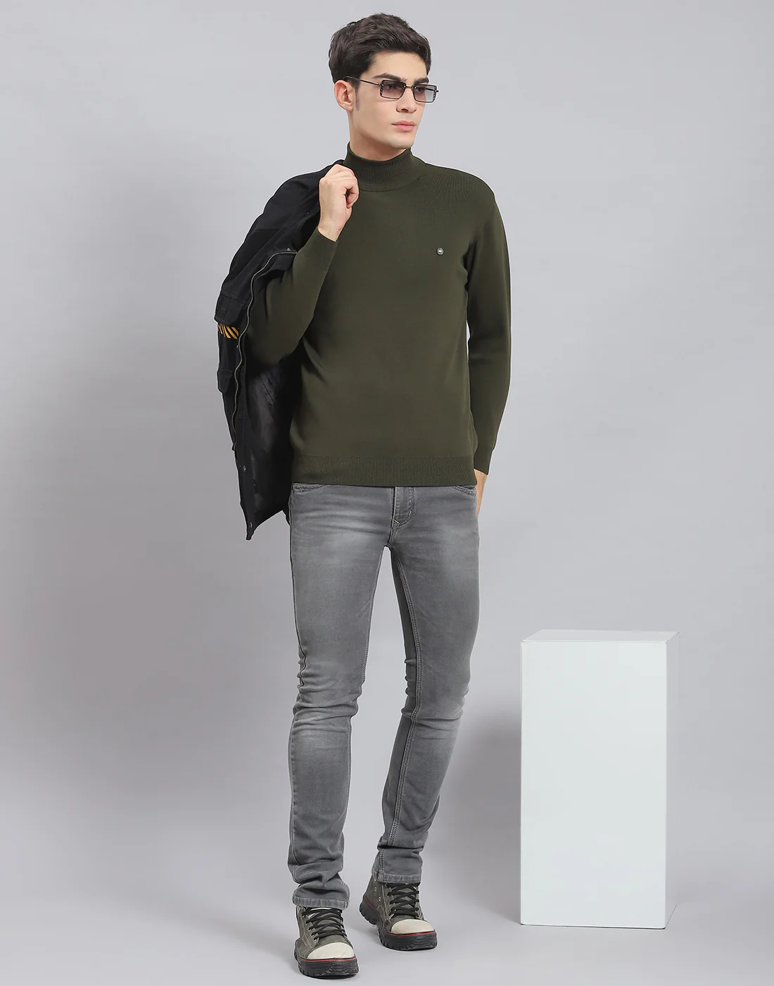Men Olive Solid T Neck Full Sleeve Sweater - Image 2