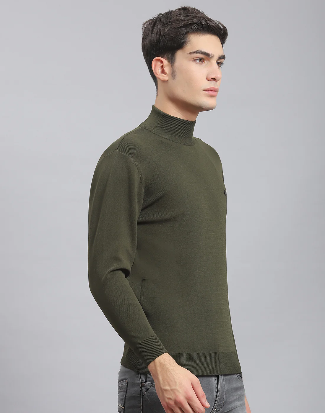 Men Olive Solid T Neck Full Sleeve Sweater - Image 4