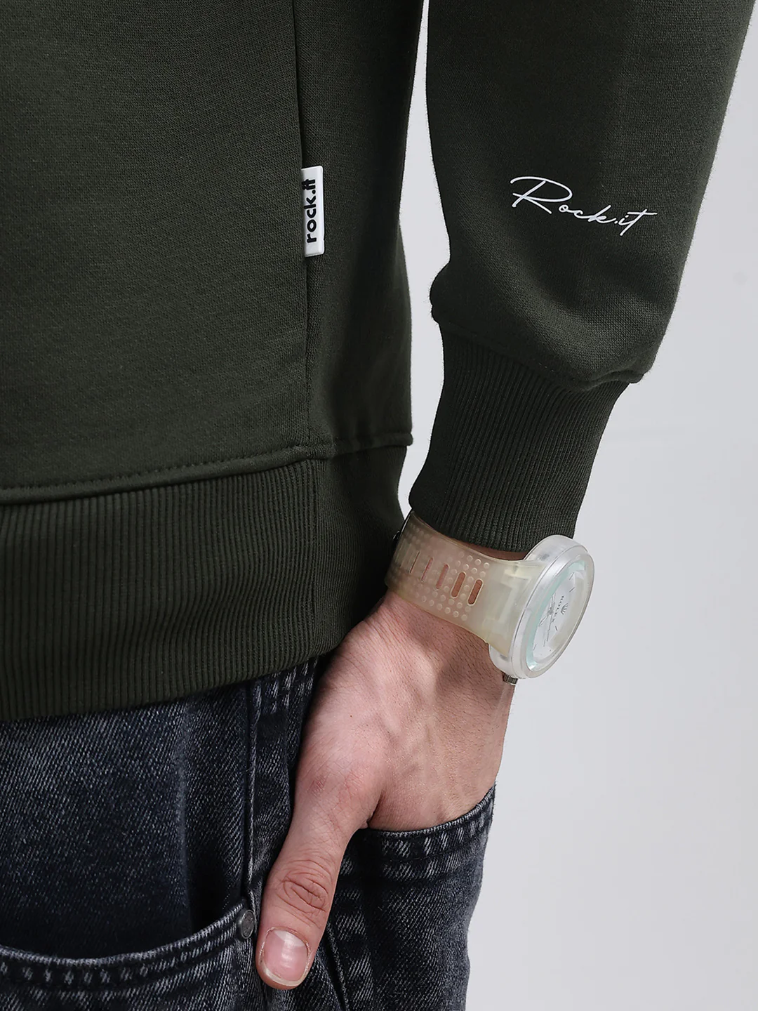 Rock.it Men Olive Solid Round Neck Full Sleeve Sweatshirt - Image 7