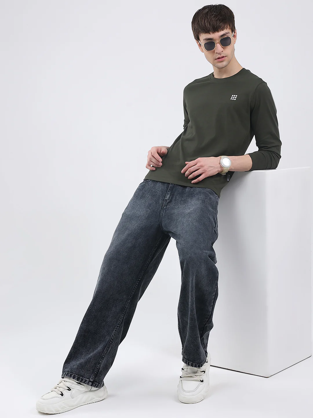 Rock.it Men Olive Solid Round Neck Full Sleeve Winter T-Shirt - Image 2