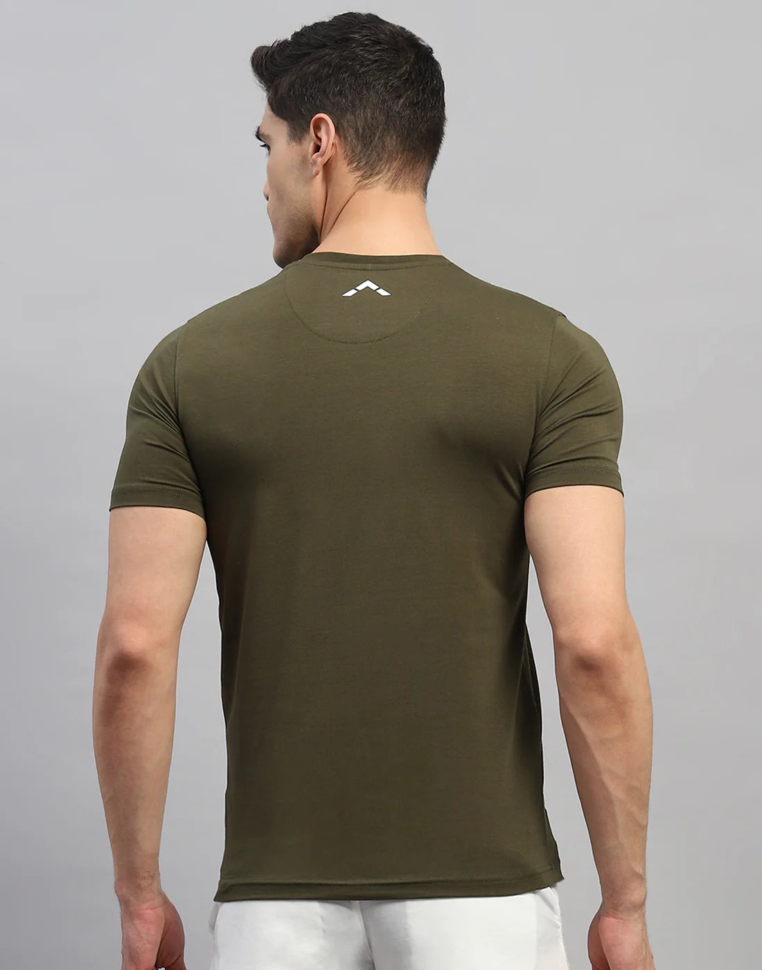 Rock.it Men Olive Solid V Neck Half Sleeve T-Shirt - Image 5
