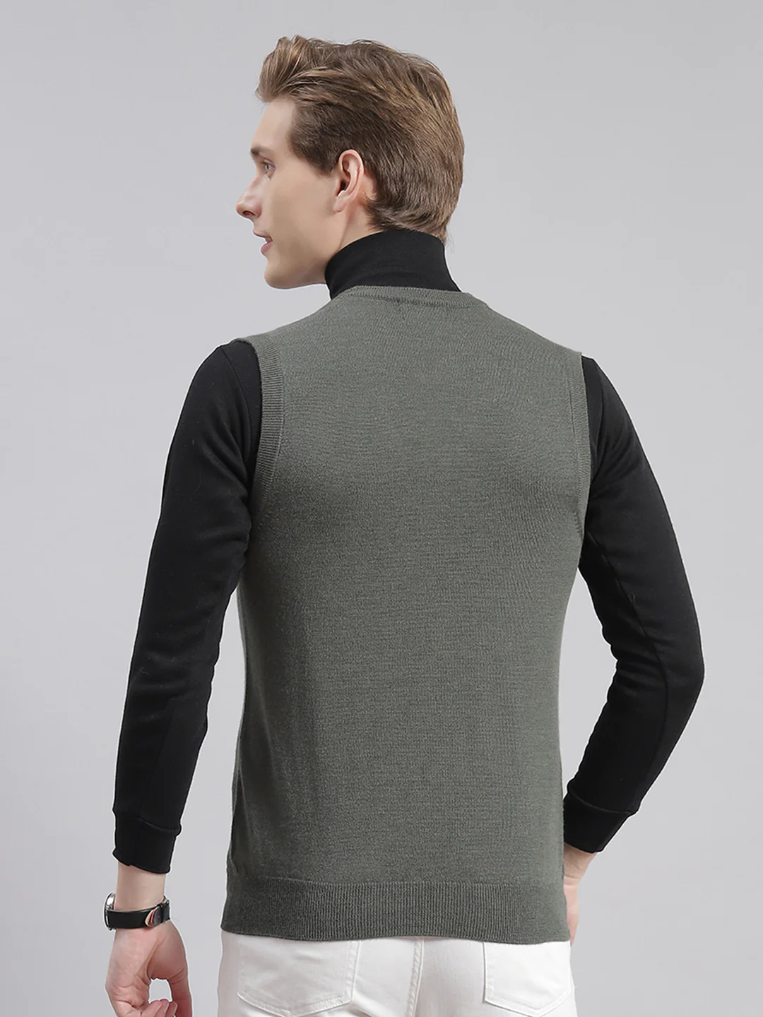 Men Olive Solid V Neck Sleeveless Sweaters/Pullovers - Image 5
