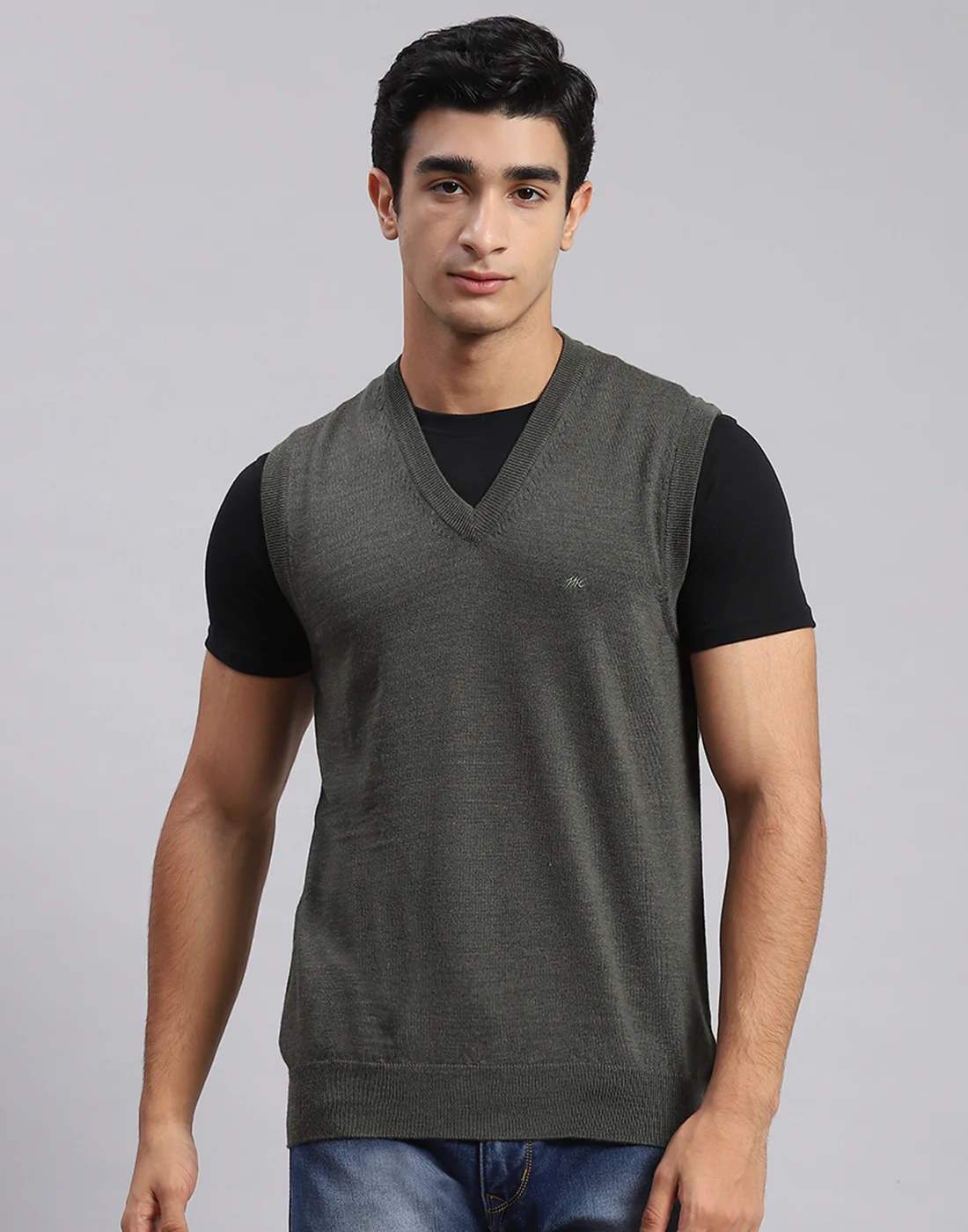 Men Olive Solid V Neck Sleeveless Sweaters/Pullovers - Image 2