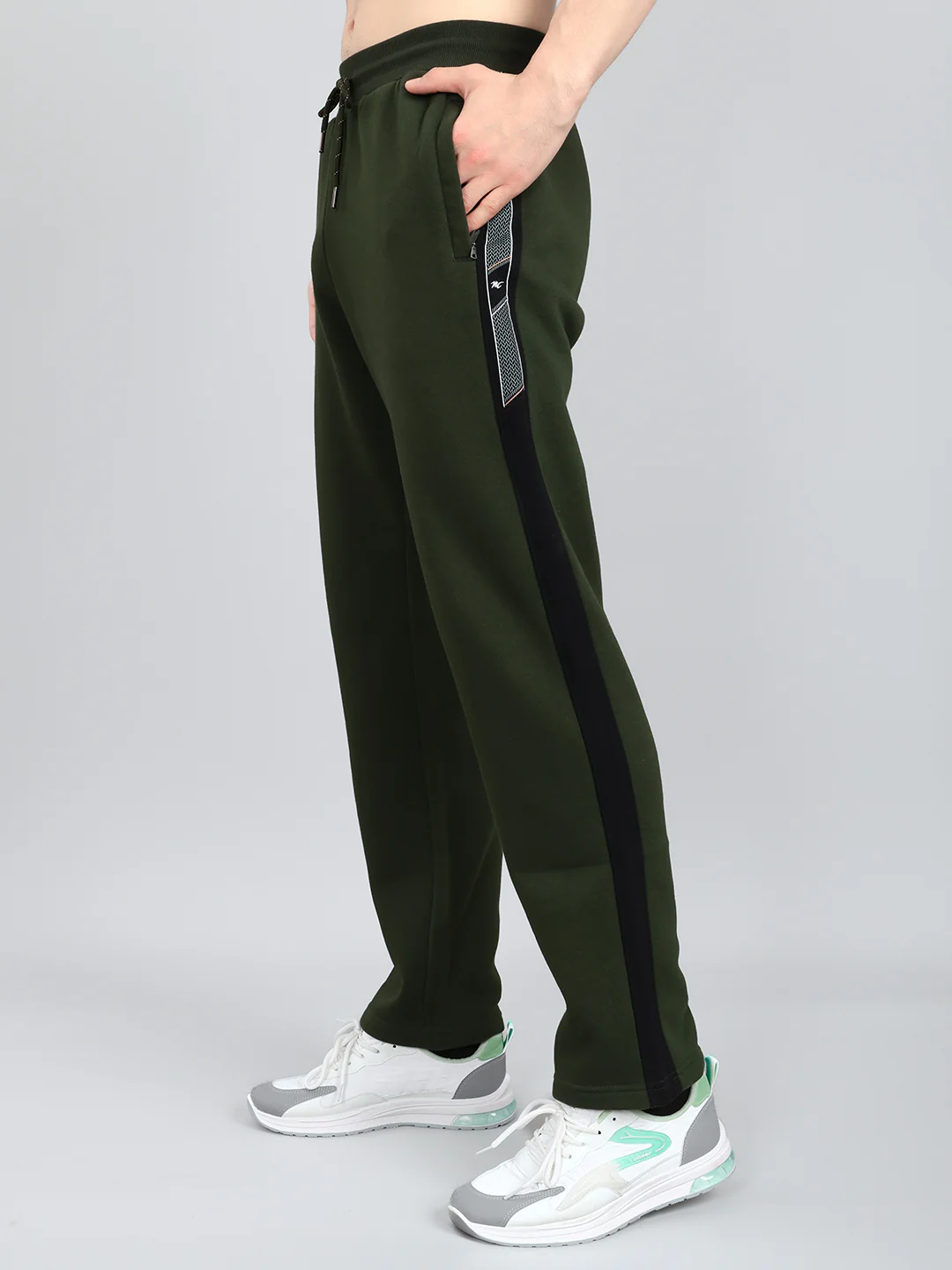 Men Olive Stripe Round Neck Full Sleeve Winter Tracksuit - Image 7