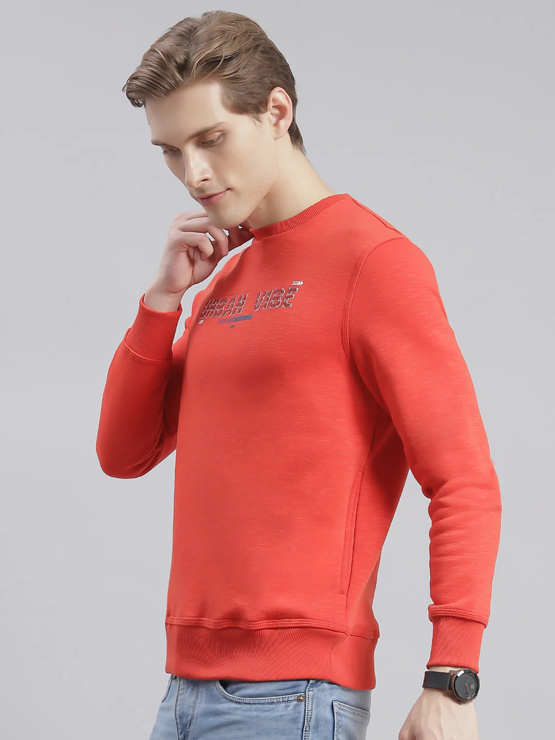 Men Orange Printed Round Neck Full Sleeve Sweatshirts - Image 3