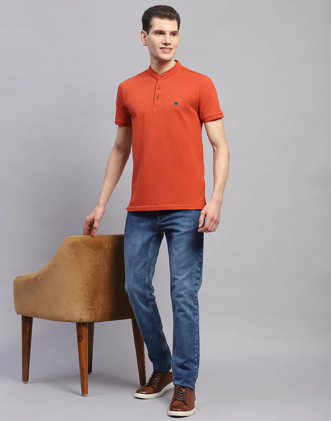 Men Orange Solid Band Collar Half Sleeve T-Shirt - Image 2