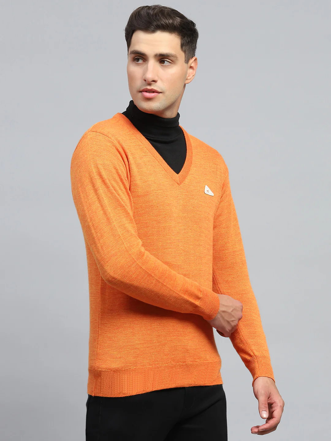 Men Orange Solid V Neck Full Sleeve Pullover - Image 4