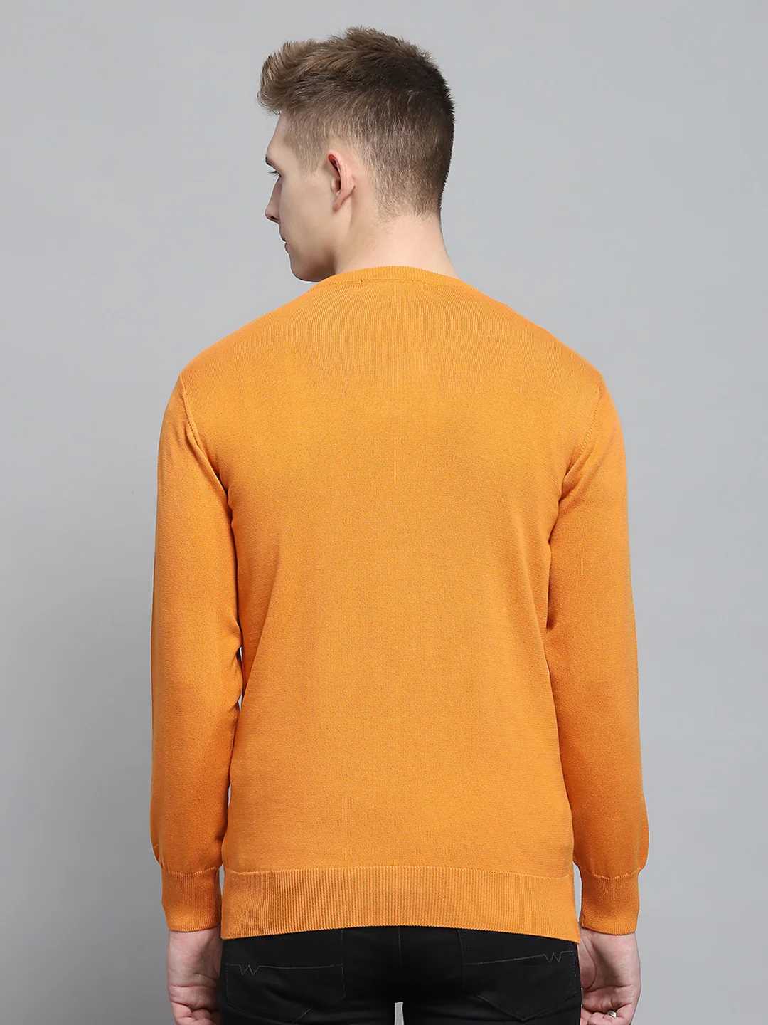 Men Orange Solid V Neck Full Sleeve Pullover - Image 5